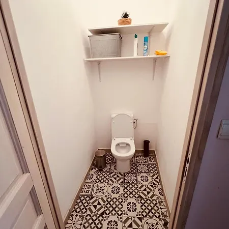 Cosy, Centrally Located In Appartement Béziers